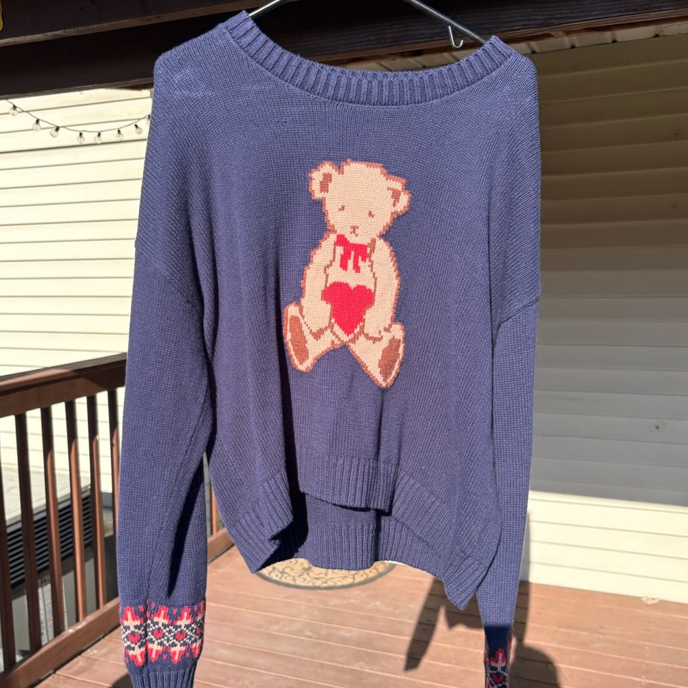 Aeropostale Navy Crewneck Sweater with Teddy Bear Graphic